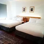 Quayside Hotel