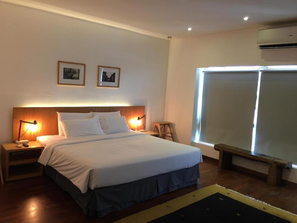 Hotel Quayside 3*