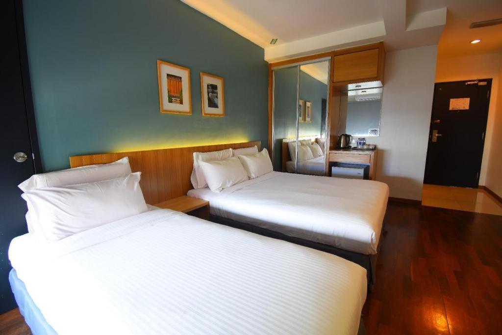 Quayside Hotel 3*